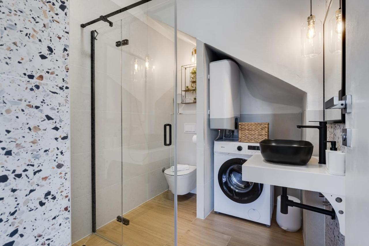 Apartma Teona Luxury With Terrace Sali