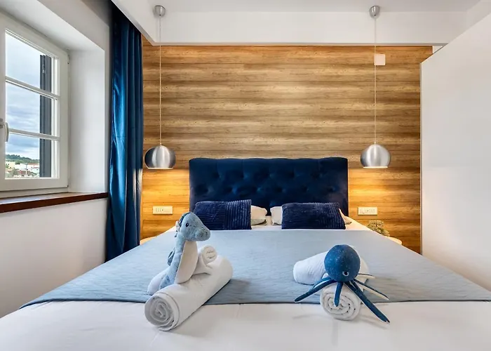 Teona Luxury Apartment With Terrace